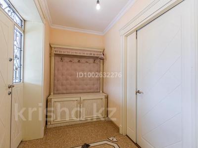 Отдельный дом · 7 комнат · 320 м², мкр Коктобе 22 — Толе би-Восточно-обьездная за 2 млн 〒 в Алматы, Медеуский р-н