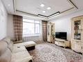 2-бөлмелі пәтер · 55 м², Нажмиденова 4, бағасы: 300 000 ₸ в Астане