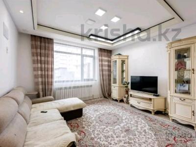 2-бөлмелі пәтер · 55 м², Нажмиденова 4, бағасы: 300 000 ₸ в Астане