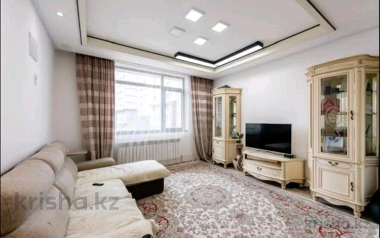 2-бөлмелі пәтер · 55 м², Нажмиденова 4, бағасы: 300 000 ₸ в Астане — фото 3
