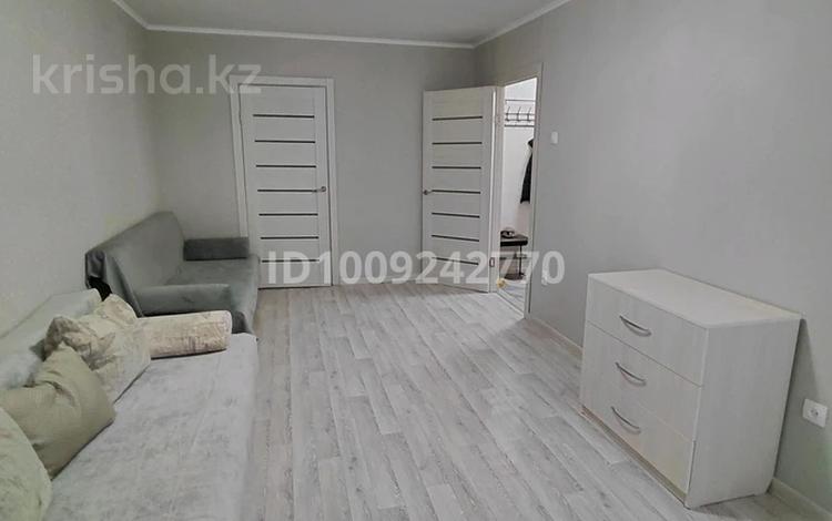 1-бөлмелі пәтер · 42 м² · 5/10 қабат, 9-й микрорайон, 9 мкрн 15 — Абая /Чкалова, 10-ти этажный дом, бағасы: 160 000 ₸ в Костанае — фото 2