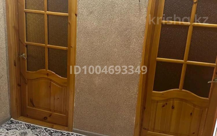 3-бөлмелі пәтер · 61 м² · 1/5 қабат, Независимости 33 — Рядом находится СОК, садик 33, школа 4ая, бағасы: 16.5 млн ₸ в Сатпаев — фото 2