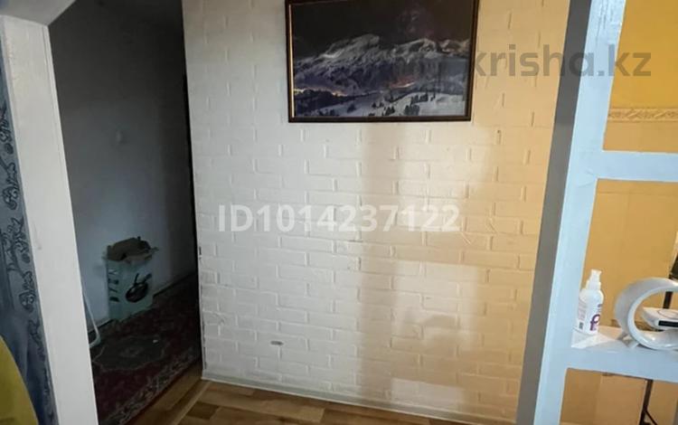 1-бөлмелі пәтер · 33 м² · 3/5 қабат, Металлургов 9 — Гастронома 55, бағасы: 6 млн ₸ в Темиртау — фото 6