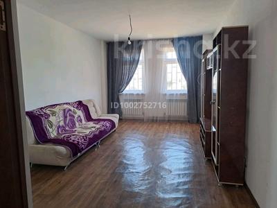 2-бөлмелі пәтер · 80 м² · 5/5 қабат, Арай 2 10, бағасы: 20 млн ₸ в Таразе