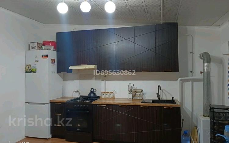 Жеке үй · 3 бөлме · 80 м² · 3 жүзд., Жилгородок ш/а., Мкр шанхай АЗХС 3 участок 12 — АЗХС завод, бағасы: 9.5 млн ₸ в Актобе, мкр Жилгородок — фото 2