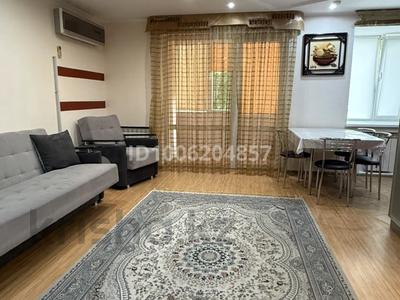 5-комнатная квартира · 90.1 м² · 2/6 этаж, Камзина 82 — Толстого Камзина за 35 млн 〒 в Павлодаре