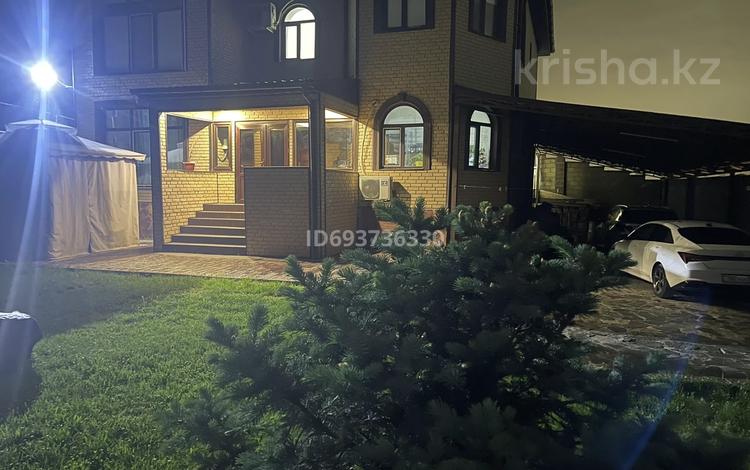 Отдельный дом · 5 комнат · 240 м² · 6 сот., Махамбета 17 — Не далеко от Магнума за 95 млн ₸ в  — фото 2