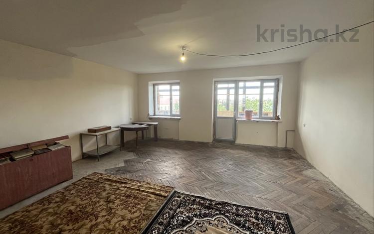 5-бөлмелі пәтер · 120 м² · 5/5 қабат, Байсеитова 138, бағасы: 16 млн ₸ в  — фото 2