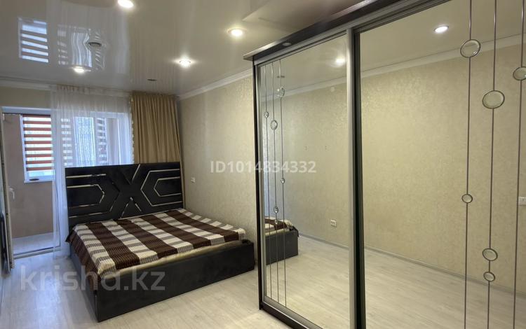 2-бөлмелі пәтер · 42.4 м² · 7/7 қабат, 11-ш/а., бағасы: 11.5 млн ₸ в Актау, 11-й мкр — фото 8