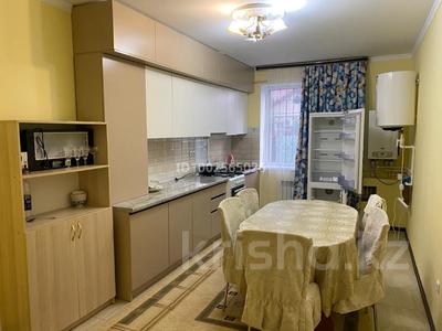 Отдельный дом · 3 комнаты · 100 м², мкр Сарыкамыс, Габдуллина за 250 000 〒 в Атырау
