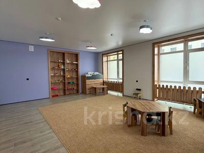 Еркін, кеңселер, дүкендер мен бутиктер, сұлулық салондары, медорталықтар мен дәріханалар, білім орталықтары, ойын-сауық · 130 м², бағасы: 120 млн 〒 в Астане, Нура р-н