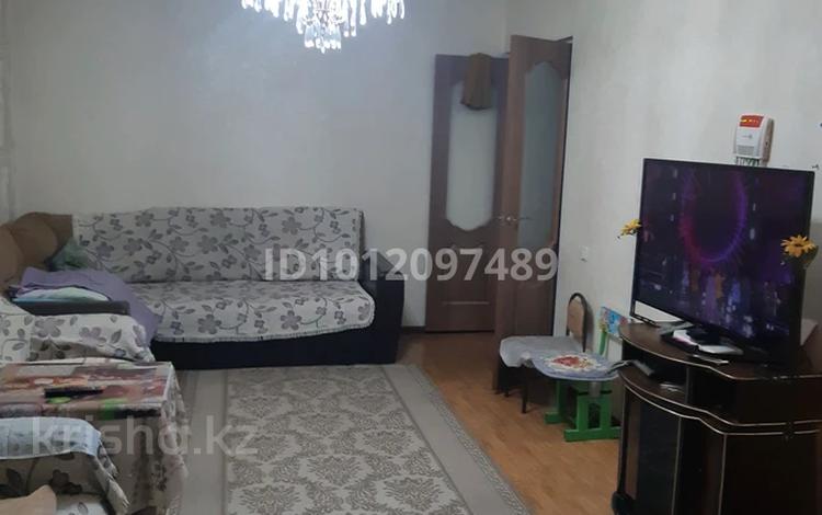 3-бөлмелі пәтер · 62.7 м² · 2/5 қабат, мкр Талас 2, бағасы: 24 млн ₸ в Таразе — фото 2