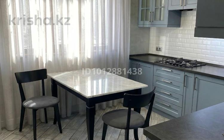 1-комнатная квартира · 40 м² · 2/7 этаж, проспект Абая 141 — Гагарина за 330 000 ₸ в Алматы, Алмалинский р-н — фото 2