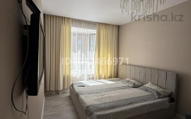 1-бөлмелі пәтер · 40 м² · 1/5 қабат, Ташенова 35 — Ташенова Ауэзова Абая, бағасы: 1 500 ₸ в Кокшетау — фото 2