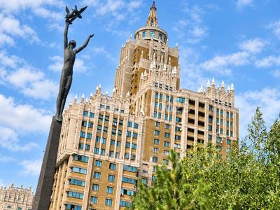 3-бөлмелі пәтер · 95 м² · 17/36 қабат, Кабанбай батыра 11, бағасы: 61 млн ₸ в Астане, Есильский р-н