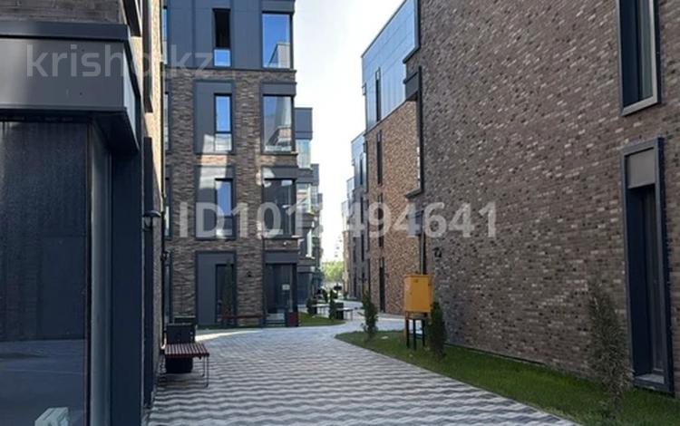6-комнатная квартира · 210 м² · 2/4 этаж, мкр Ак Шагала, Мкр. Ак Шагала 10 за 110 млн ₸ в Атырау — фото 2