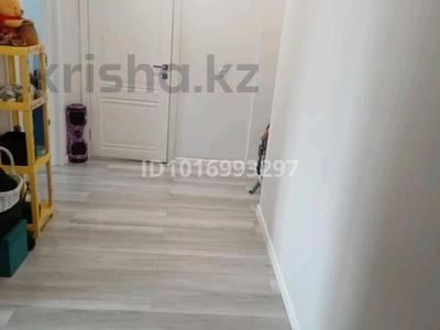 2-комнатная квартира · 67 м² · 5/9 этаж, мкр Аксай-1А 34 за 280 000 ₸ в Алматы, Ауэзовский р-н