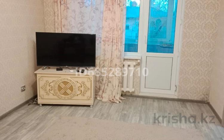 4-комнатная квартира, 70 м², 5/5 этаж помесячно, Абая 106