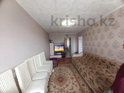 3-комнатная квартира, 63 м², 5/5 этаж, Сатыбалдина за 20 млн 〒 в Караганде, Казыбек би р-н