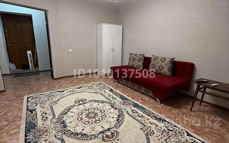 2-комнатная квартира · 55 м² · 8/10 этаж, мкр. Алтын орда, Ораз татеулы — Ораз татеулы за 180 000 ₸ в Актобе — фото 2