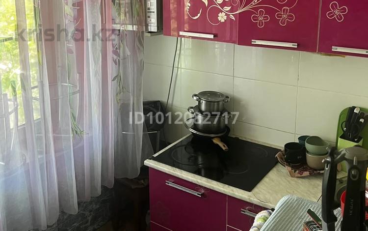 3-бөлмелі пәтер · 61.3 м² · 5/5 қабат, 14-й мкр. 36, бағасы: 12 млн ₸ в Караганде — фото 2