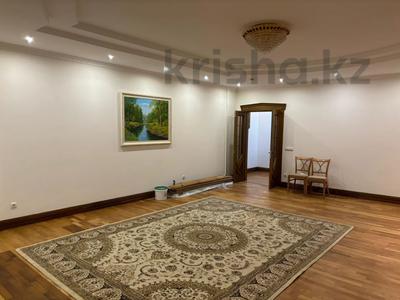 4-комнатная квартира · 208 м² · 4/12 этаж, Кунаева за 900 000 ₸ в Астане, Есильский р-н