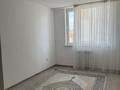 3-комнатная квартира · 89 м² · 5/17 этаж, Шокина 1 за 350 000 ₸ в Астане, Нура р-н — фото 8