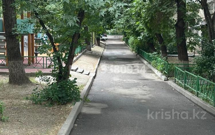 1-комнатная квартира · 30 м² · 1/5 этаж, Шагабутдинова угол Джамбула 133. за 250 000 ₸ в Алматы, Алмалинский р-н — фото 2