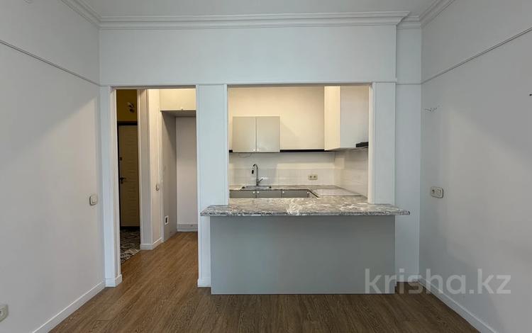 2-бөлмелі пәтер · 40 м² · 8/12 қабат, Сатпаева 90/61 — Туркебаева, бағасы: 42 млн ₸ в Алматы, Бостандыкский р-н — фото 2
