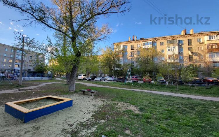 3-бөлмелі пәтер · 55.5 м² · 4/5 қабат, 1 Мая, бағасы: 24 млн ₸ в Костанае — фото 2