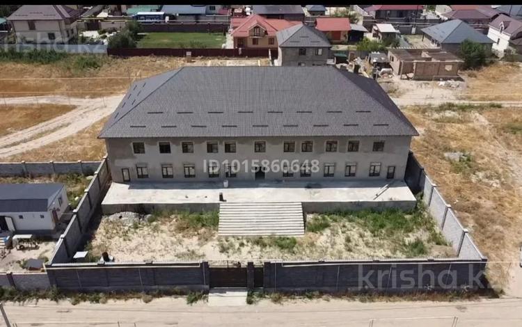 Отдельный дом · 22 комнаты · 1480 м² · 20 сот., Амиркула Шалимбекова за 130 млн ₸ в Каскелене — фото 2