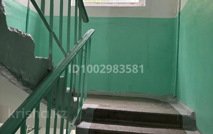 3-бөлмелі пәтер · 47 м² · 3/5 қабат, Майкудук, 16й микрорайон 2, бағасы: 12.3 млн ₸ в Караганде, Алихана Бокейханова р-н — фото 2