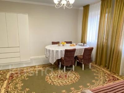 Жеке үй · 3 бөлме · 120 м² · 8 жүзд., Набережная, бағасы: 26 млн ₸ в Актобе, мкр. Курмыш