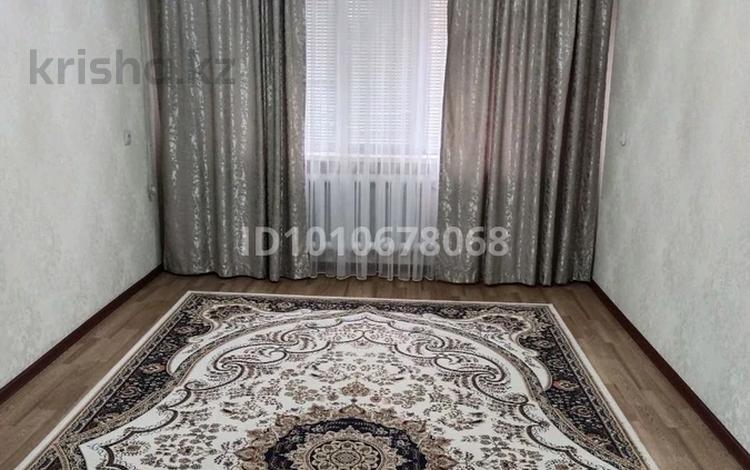 2-бөлмелі пәтер · 45 м² · 1/5 қабат, мкр 5 — Тургенева 108, бағасы: 15 млн 〒 в Актобе — фото 2