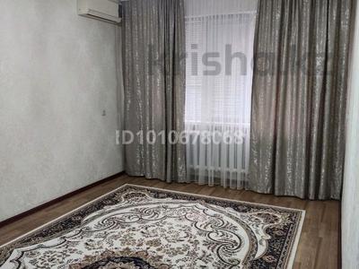2-бөлмелі пәтер · 45 м² · 1/5 қабат, мкр 5 — Тургенева 108, бағасы: 13.5 млн 〒 в Актобе