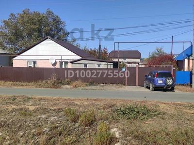 Отдельный дом · 4 комнаты · 120 м² · 10 сот., Жанаталап 39 — Южная объездная за 25 млн 〒 в Аксае