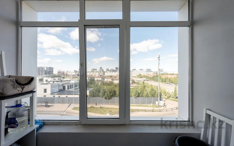 1-бөлмелі пәтер · 44.1 м² · 5/9 қабат, Фаризы Онгарсыновой 6, бағасы: 30 млн ₸ в Астане — фото 2