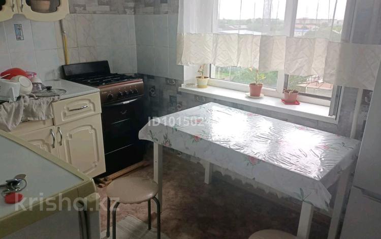 1-комнатная квартира · 33 м² · 7/9 этаж, Сырым датова 19 за 80 000 ₸ в Уральске — фото 5