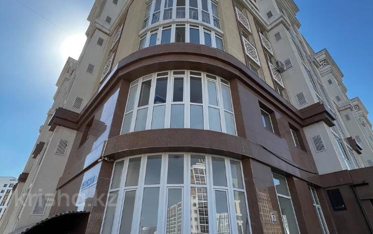 3-бөлмелі пәтер · 80 м² · 5/7 қабат, Мухамедханова 28Б, бағасы: 38.8 млн ₸ в Астане, Нура р-н — фото 2
