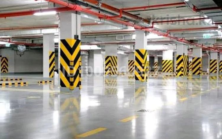 Паркинг · 20 м² · Аль-Фараби 7 — Аль Фараби, Казыбаева, бағасы: 5 млн ₸ в Алматы, Бостандыкский р-н — фото 2