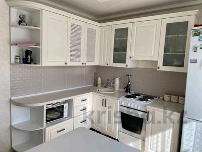 2-комнатная квартира · 52 м² · 4/5 этаж, Энтузиастов 17 за 19.5 млн 〒 в Усть-Каменогорске