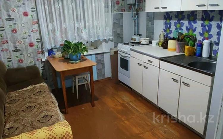 2-комнатная квартира, 49 м², 1/5 этаж, муканова за ~ 16.4 млн 〒 в Петропавловске — фото 2