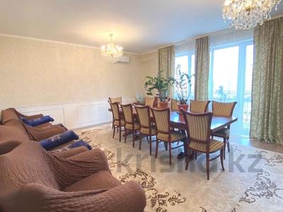 4-комнатная квартира · 160 м² · 8/13 этаж, мкр Коктем-1, Маркова — ТРЦ Forum | Аль-Фараби | Esentai Mall за 140 млн ₸ в Алматы, Бостандыкский р-н