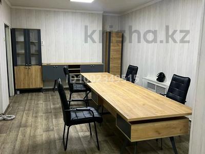 Еркін, кеңселер, дүкендер мен бутиктер, қоймалар, сұлулық салондары, ауыл шаруашылығы, фитнес және спорт, медорталықтар мен дәріханалар, білім орталықтары, ойын-сауық, конференц-залдар, кабинеттер және жұмыс орындары, студиялар · 40 м², бағасы: 250 000 〒 в Алматы, Бостандыкский р-н