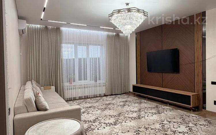 Отдельный дом · 4 комнаты · 200 м² · 5 сот., Жулдыз 1 за 44.5 млн ₸ в Уральске — фото 2