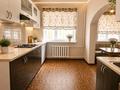 Жеке үй · 7 бөлме · 200 м² · 6 жүзд., Абдирова 34 — Массив Көктем, бағасы: 36 млн ₸ в Таразе — фото 11
