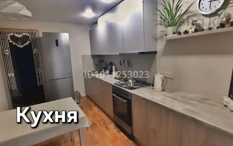 4-бөлмелі пәтер · 89.6 м² · 2/3 қабат, Пос. Степной 1 51, бағасы: 38 млн ₸ в Семее — фото 11