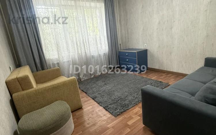1-комнатная квартира · 30 м² · 1/5 этаж, мкр Аксай-2 40 за 200 000 ₸ в Алматы, Ауэзовский р-н — фото 2