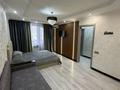 1-бөлмелі пәтер · 33 м² · 3/3 қабат, Абылайхана 33, бағасы: 10 000 ₸ в Алматы, Алмалинский р-н