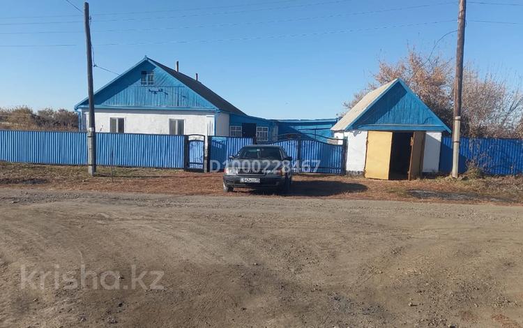 Отдельный дом · 3 комнаты · 79 м² · 179 сот., Озерная 106 за 5 млн ₸ в  — фото 2